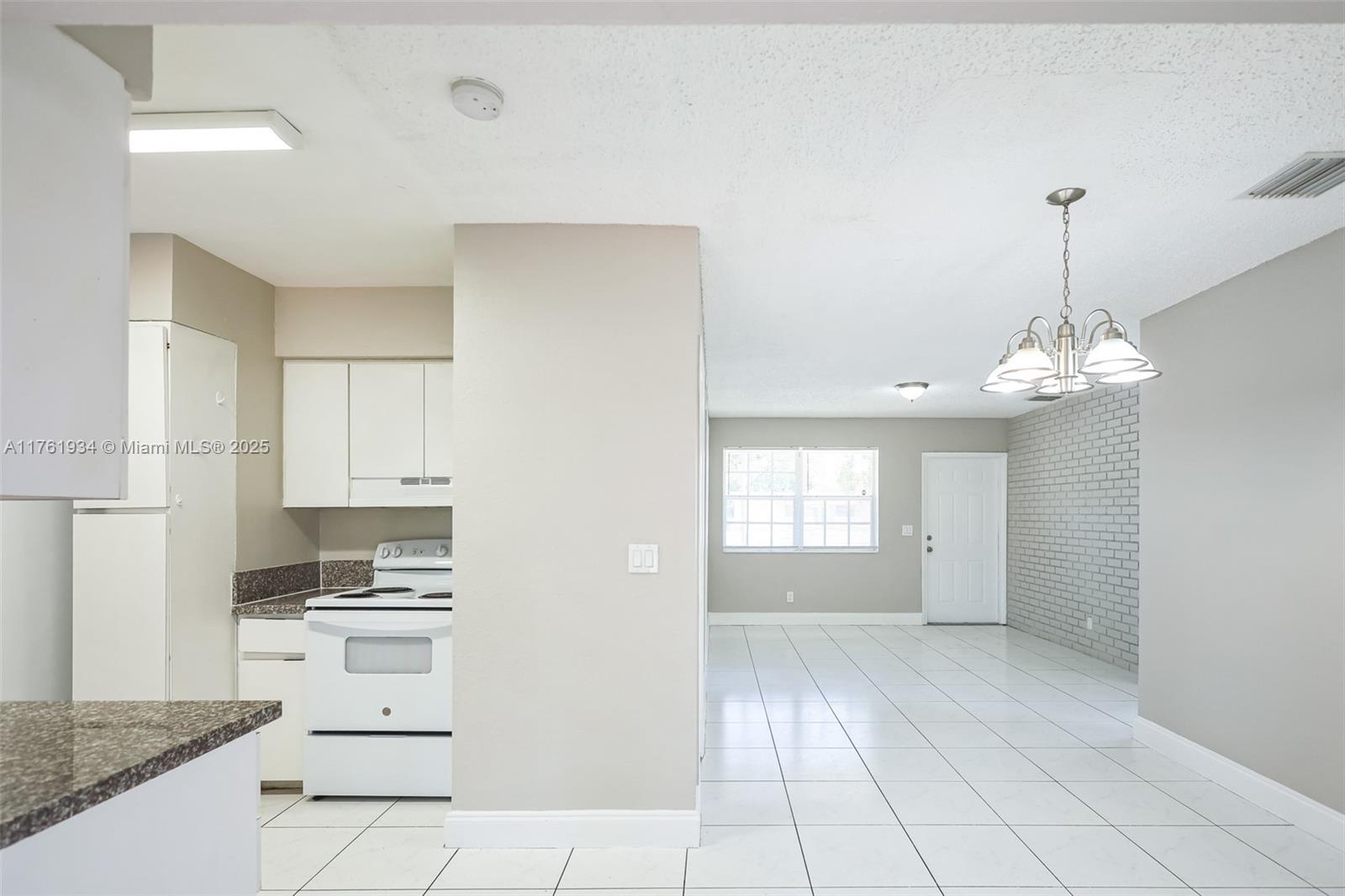 SUNRISE GOLF VILLAGE SEC - Residential