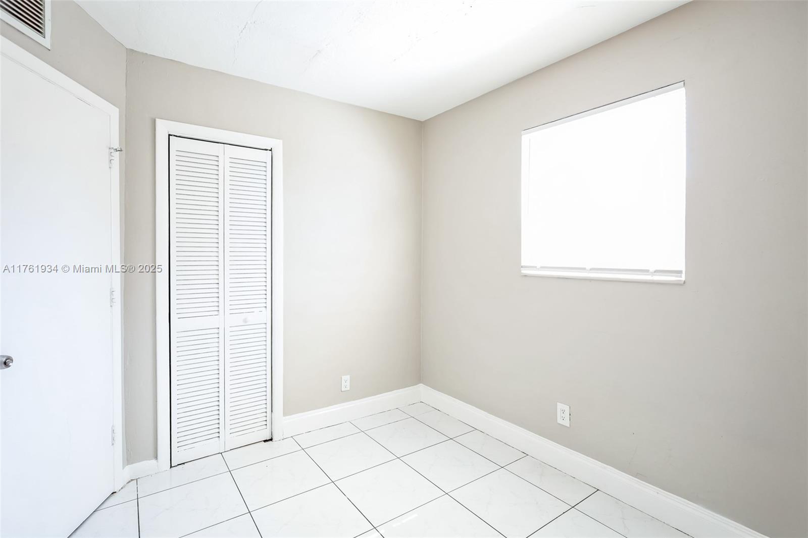 SUNRISE GOLF VILLAGE SEC - Residential