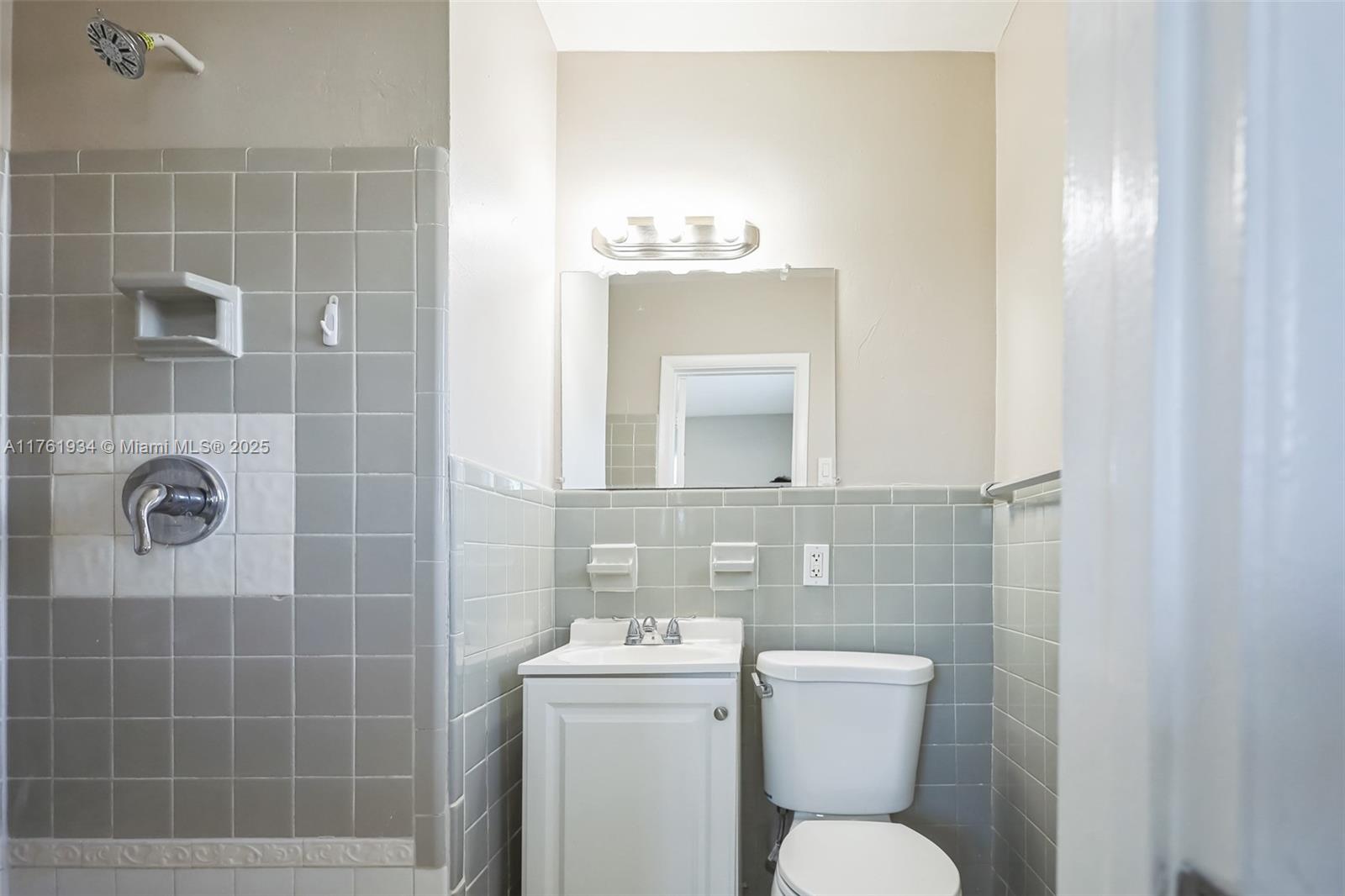 SUNRISE GOLF VILLAGE SEC - Residential