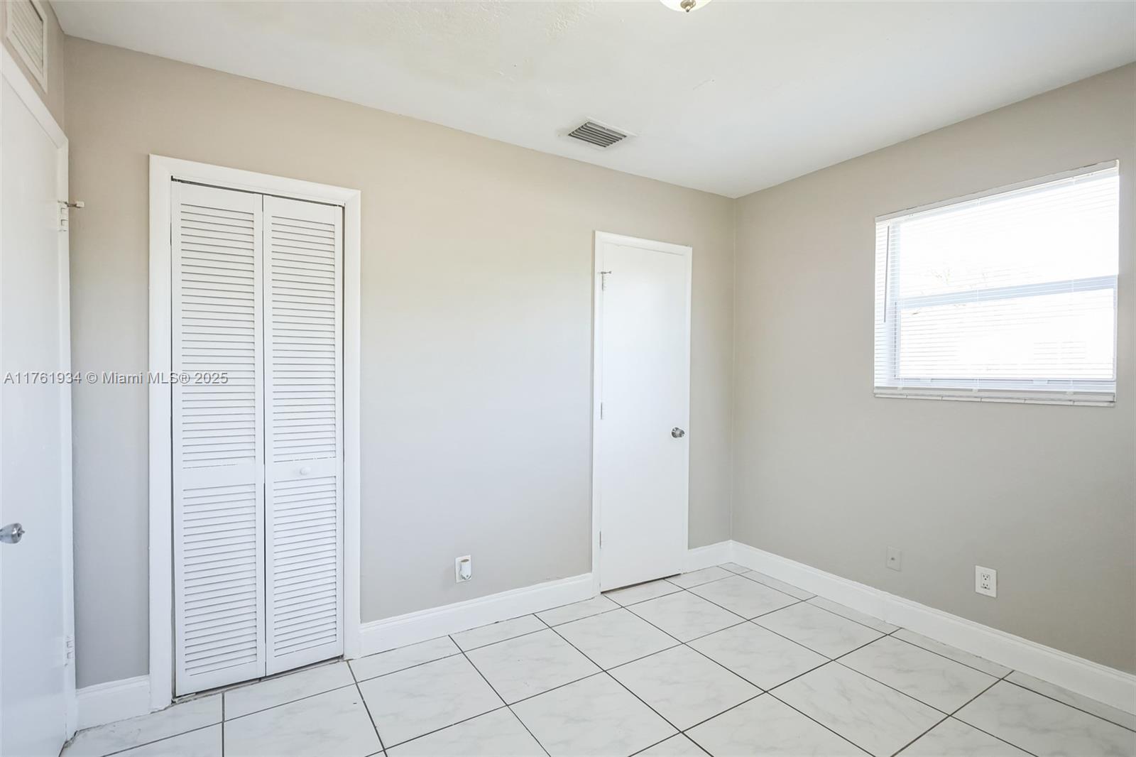 SUNRISE GOLF VILLAGE SEC - Residential