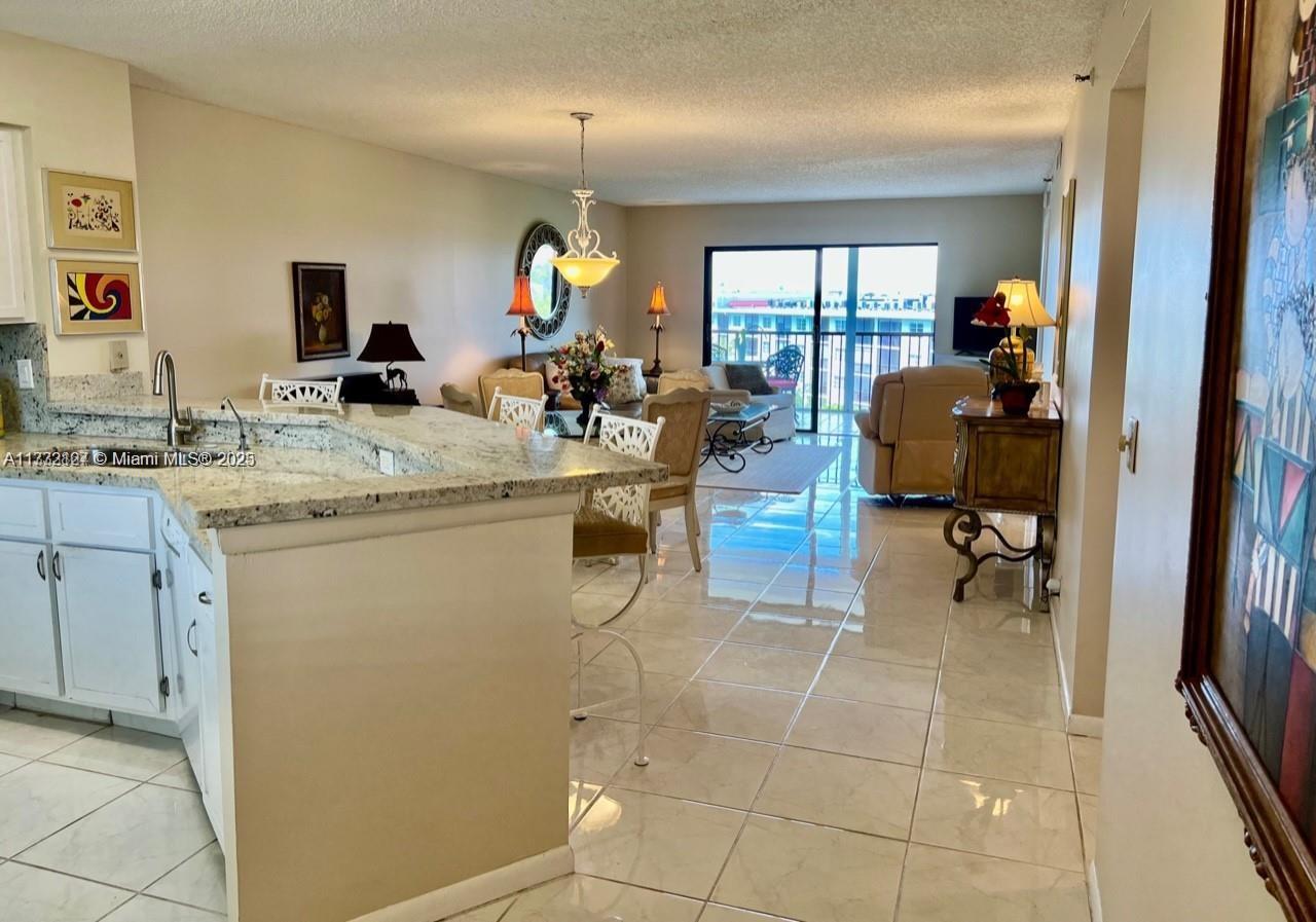 2217 Cypress Island Dr 606, Pompano Beach, Broward County, Florida - 2 Bedrooms  
2 Bathrooms - 