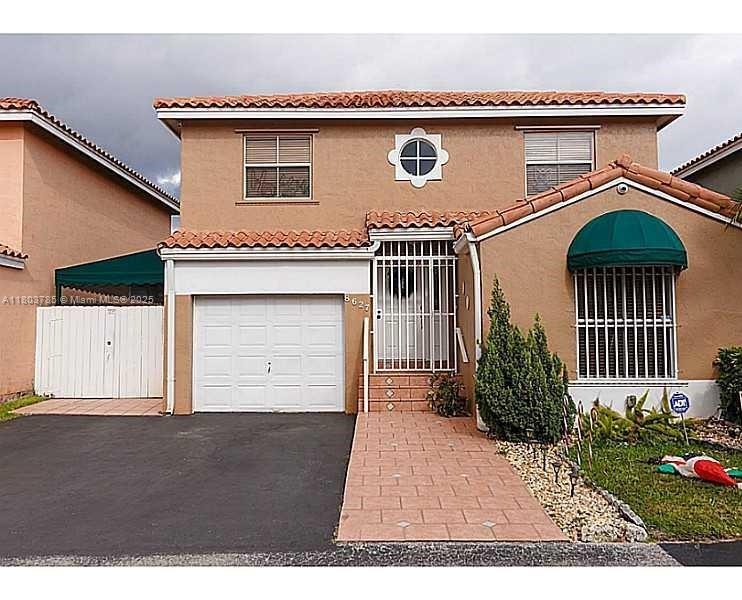 Rental Property at 8627 Nw 1st Ln, Miami, Broward County, Florida - Bedrooms: 4 
Bathrooms: 3  - $3,600 MO.