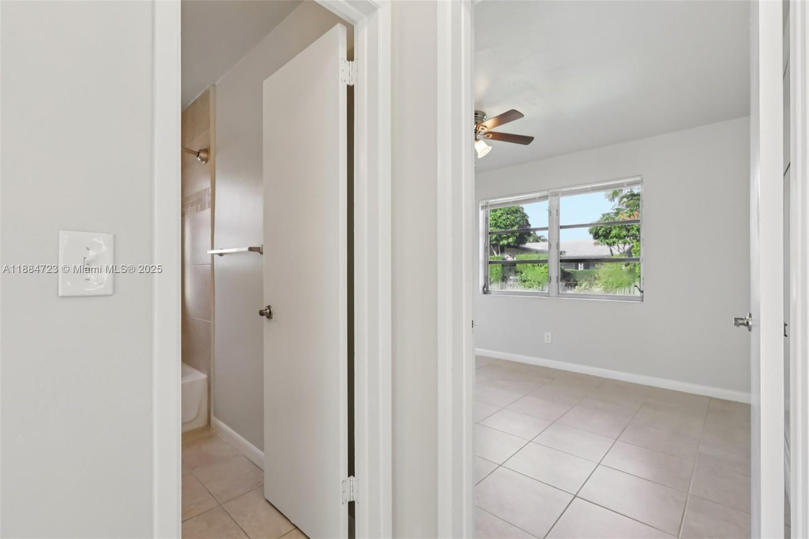 NORTH LAKE WORTH - Residential