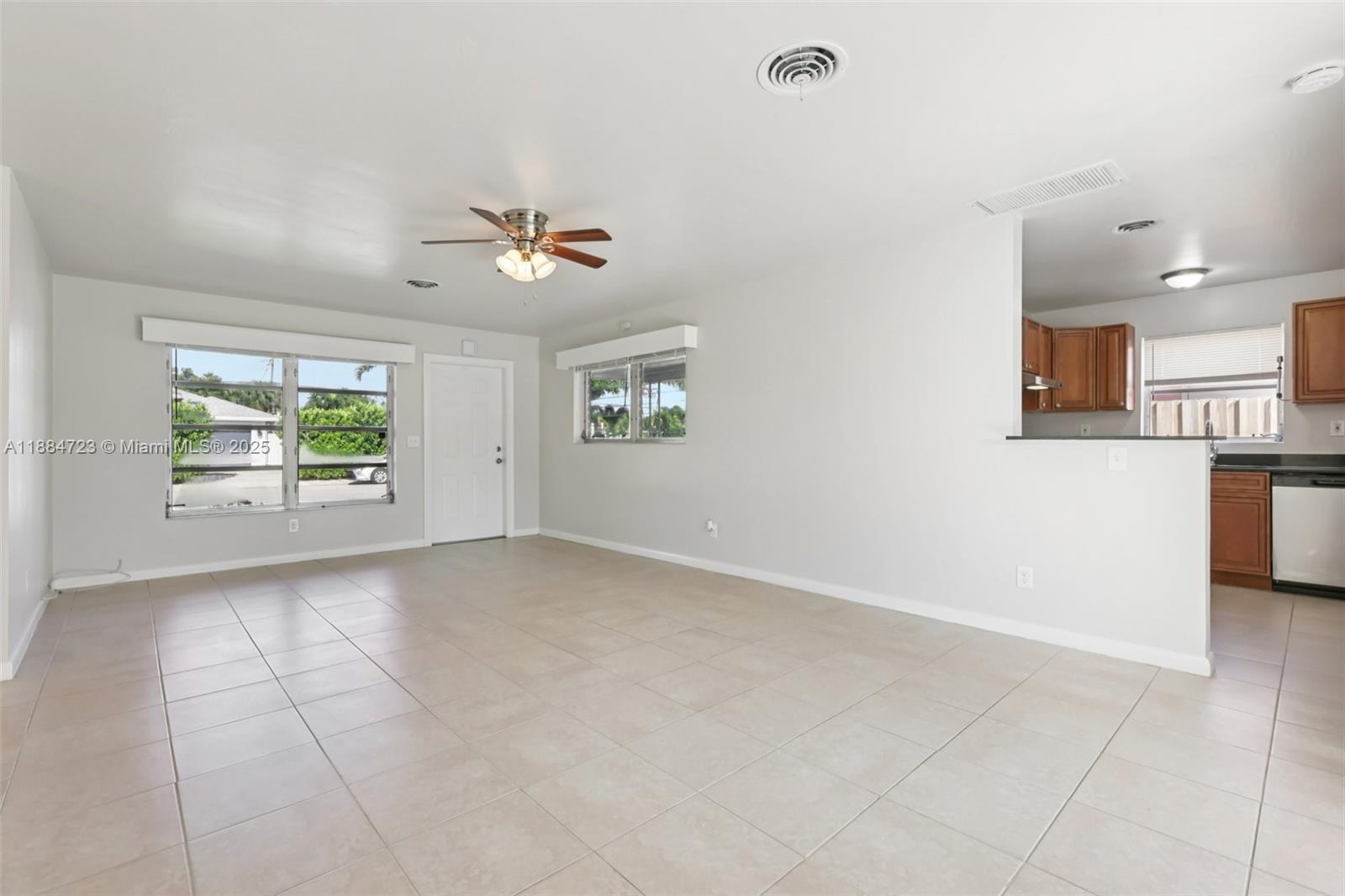 NORTH LAKE WORTH - Residential