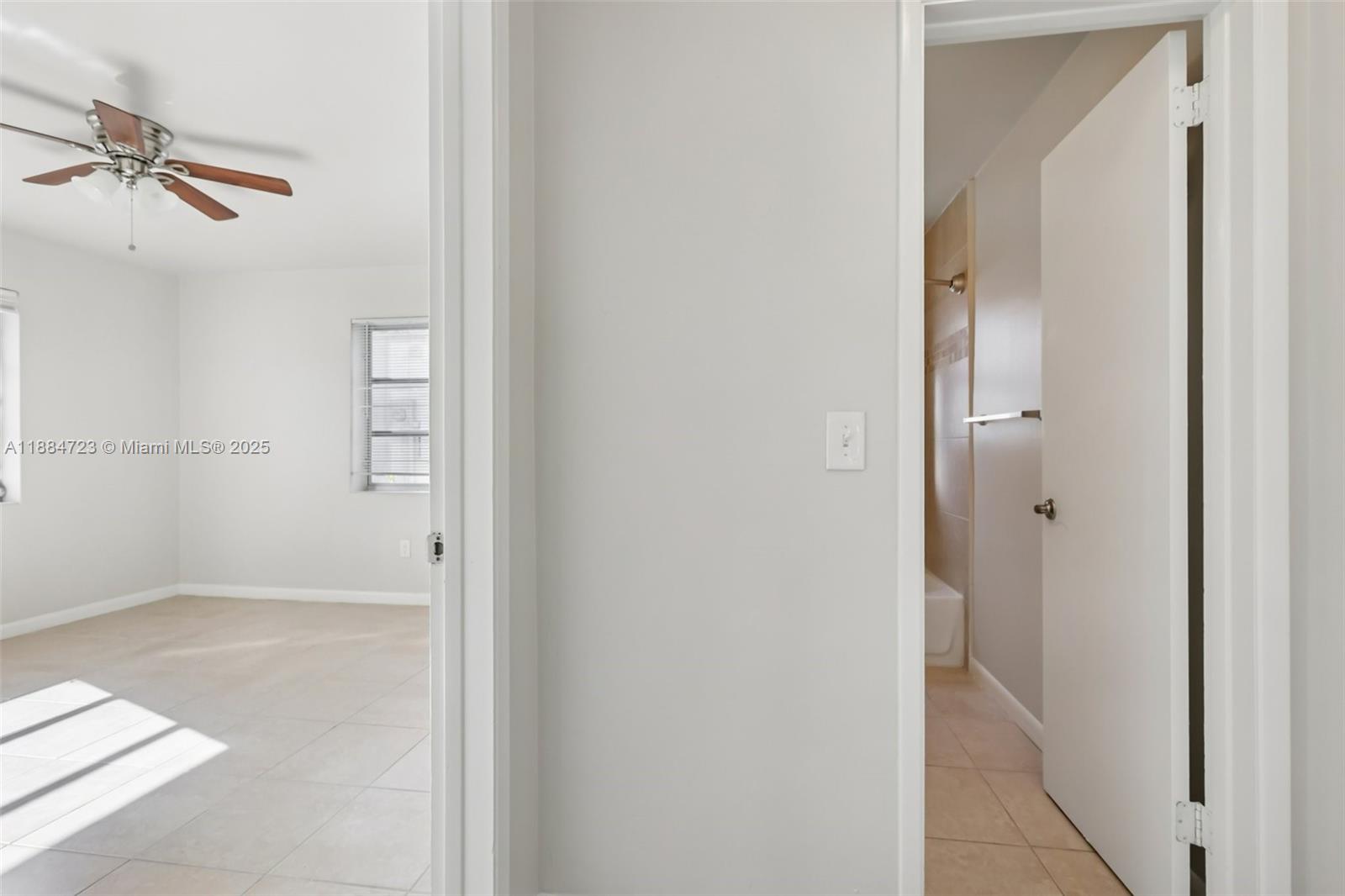 NORTH LAKE WORTH - Residential