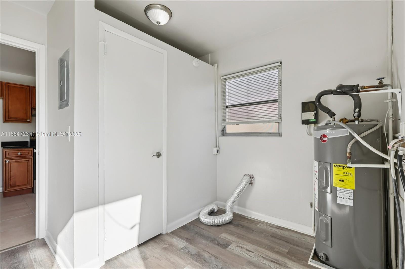 NORTH LAKE WORTH - Residential