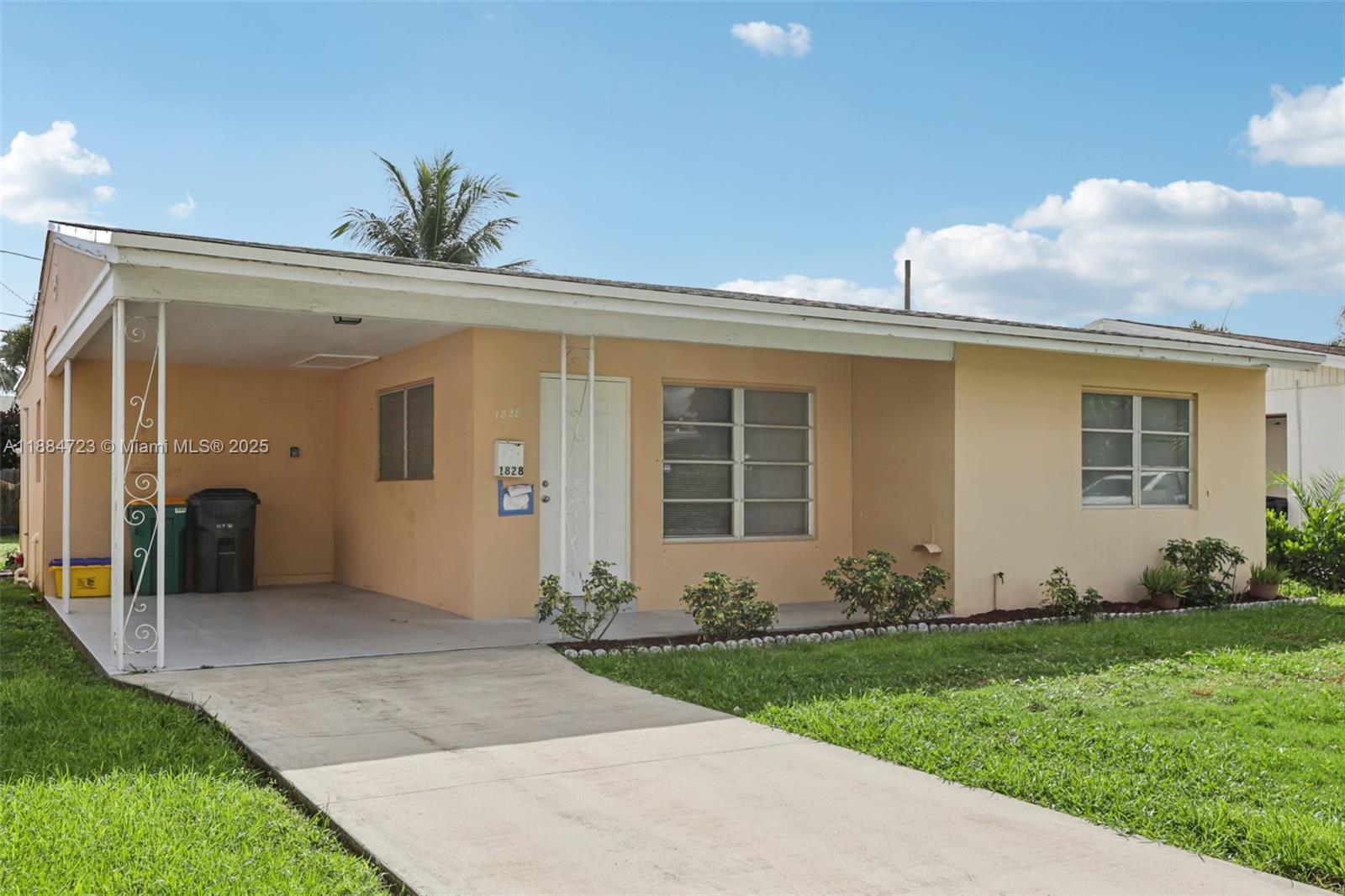 NORTH LAKE WORTH - Residential