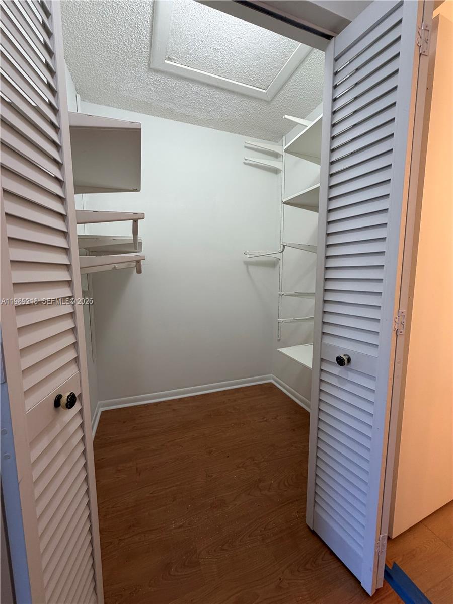 VILLA DORAL CONDO NO 5 - Residential Lease