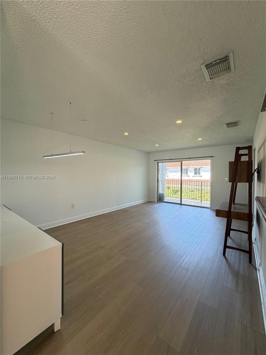 VILLA DORAL CONDO NO 5 - Residential Lease