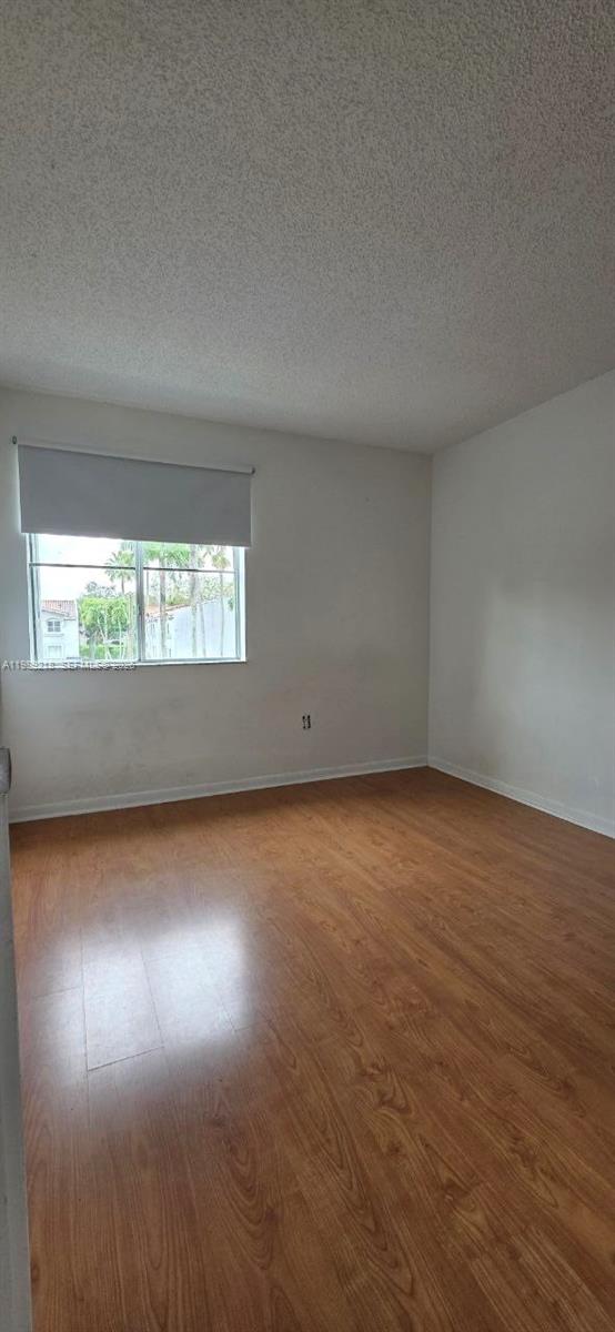 VILLA DORAL CONDO NO 5 - Residential Lease