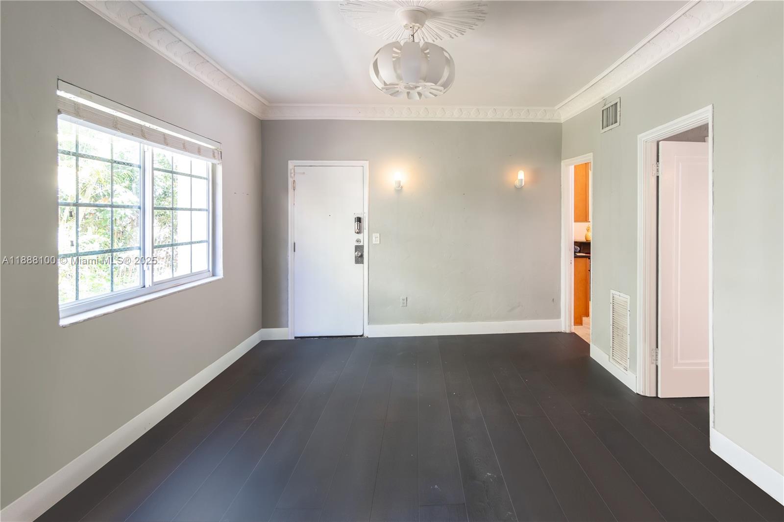 846 Jefferson Ave 4