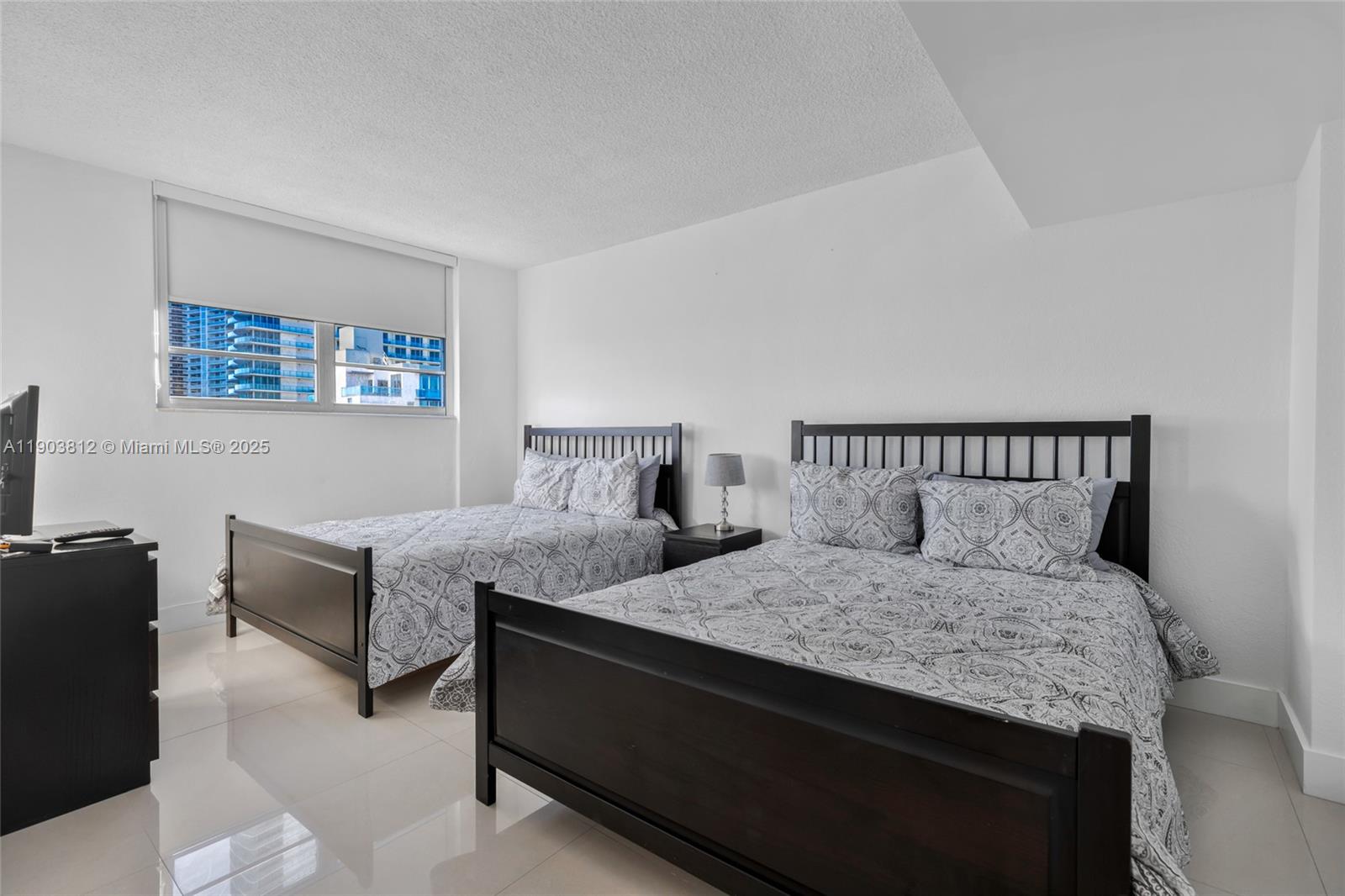 TIDES ON HOLLYWOOD BEACH - Residential