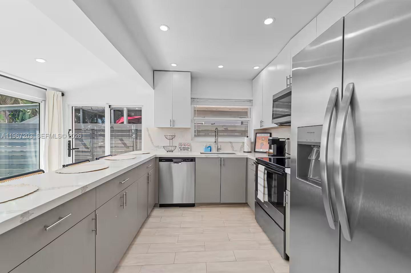 FLORIAN ISLES 2ND SEC - Residential Income