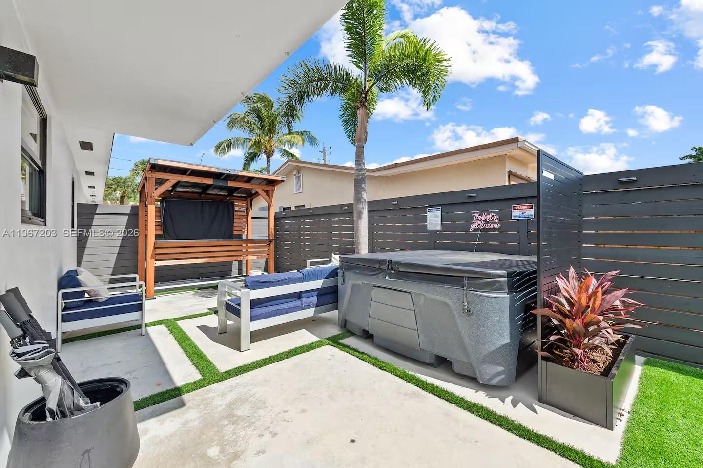 FLORIAN ISLES 2ND SEC - Residential Income