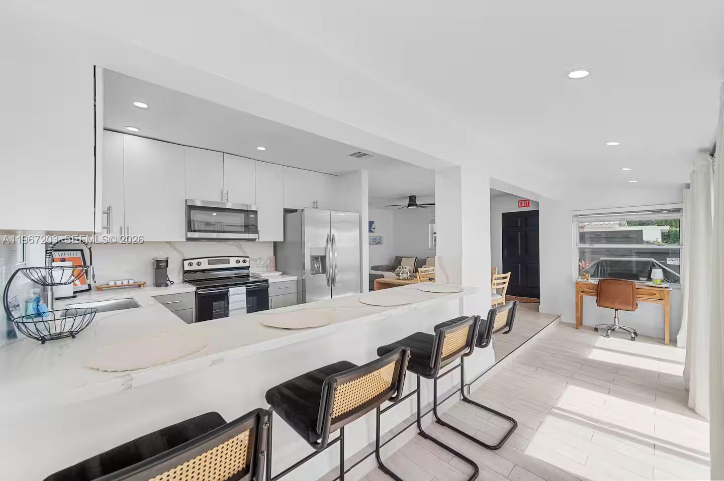 FLORIAN ISLES 2ND SEC - Residential Income