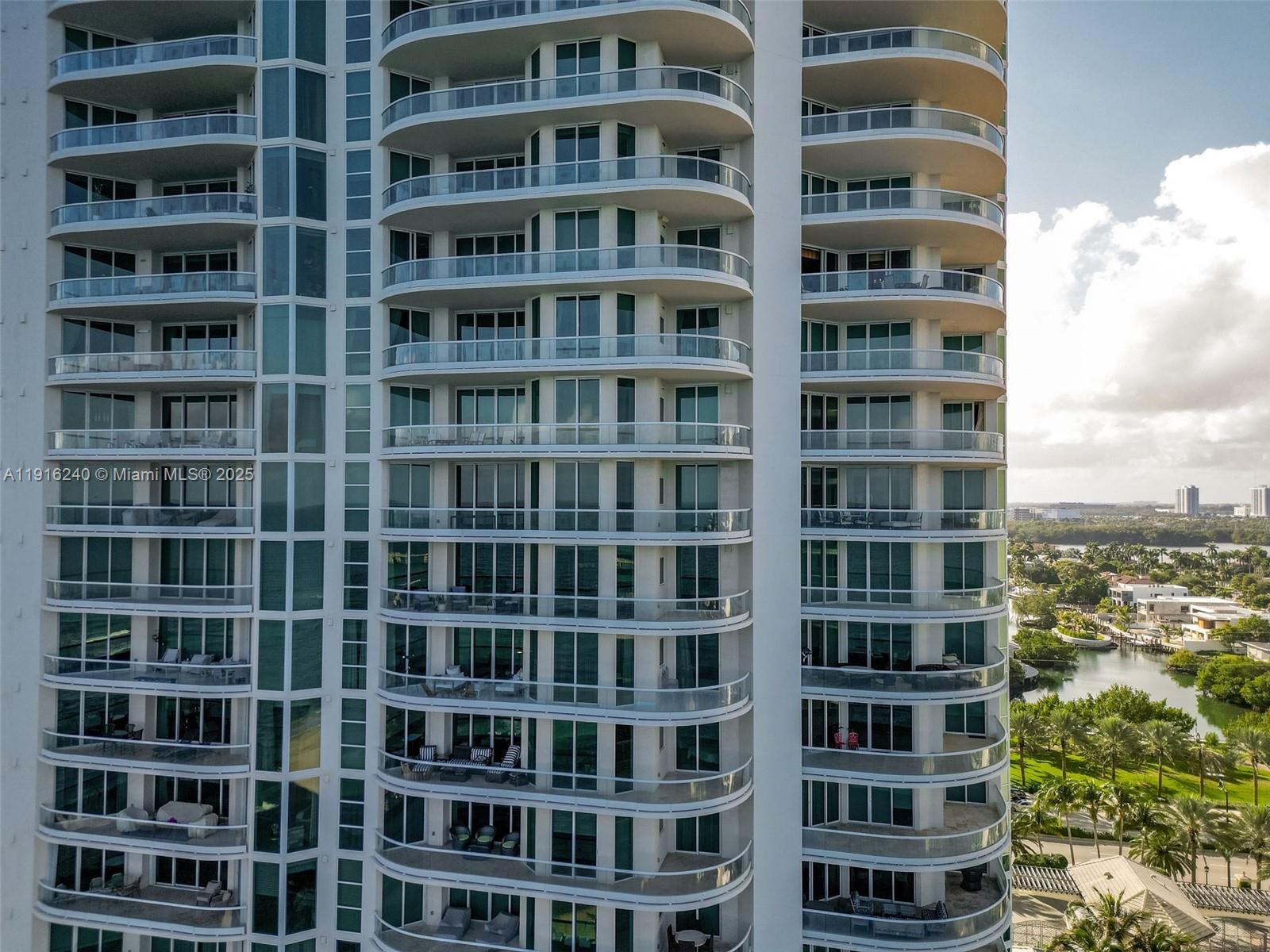 TURNBERRY OCEAN COLONY SO - Residential