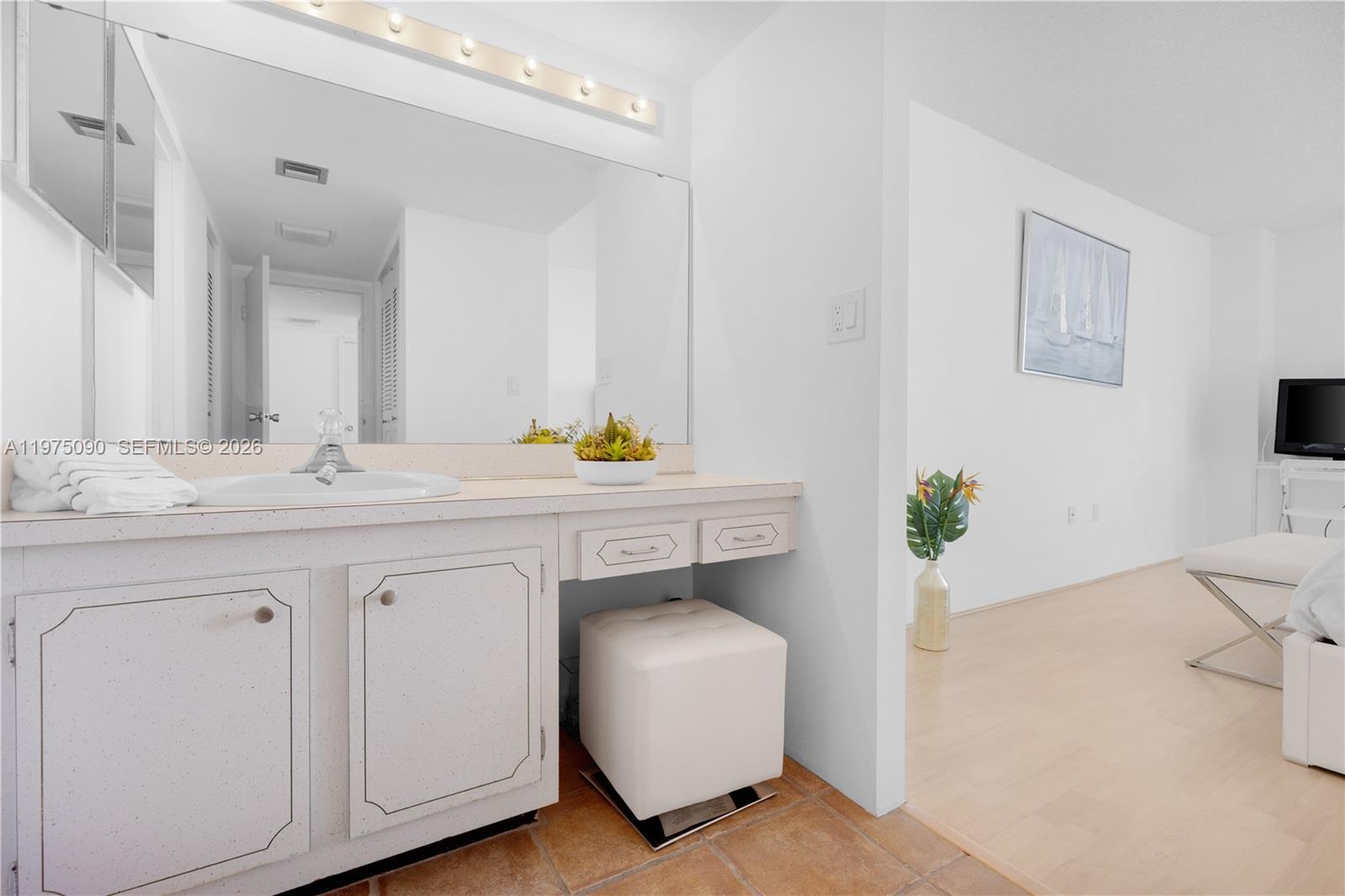 AVENTURA ELDORADO CONDO - Residential