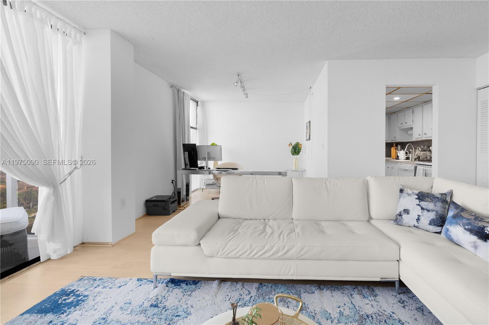 AVENTURA ELDORADO CONDO - Residential