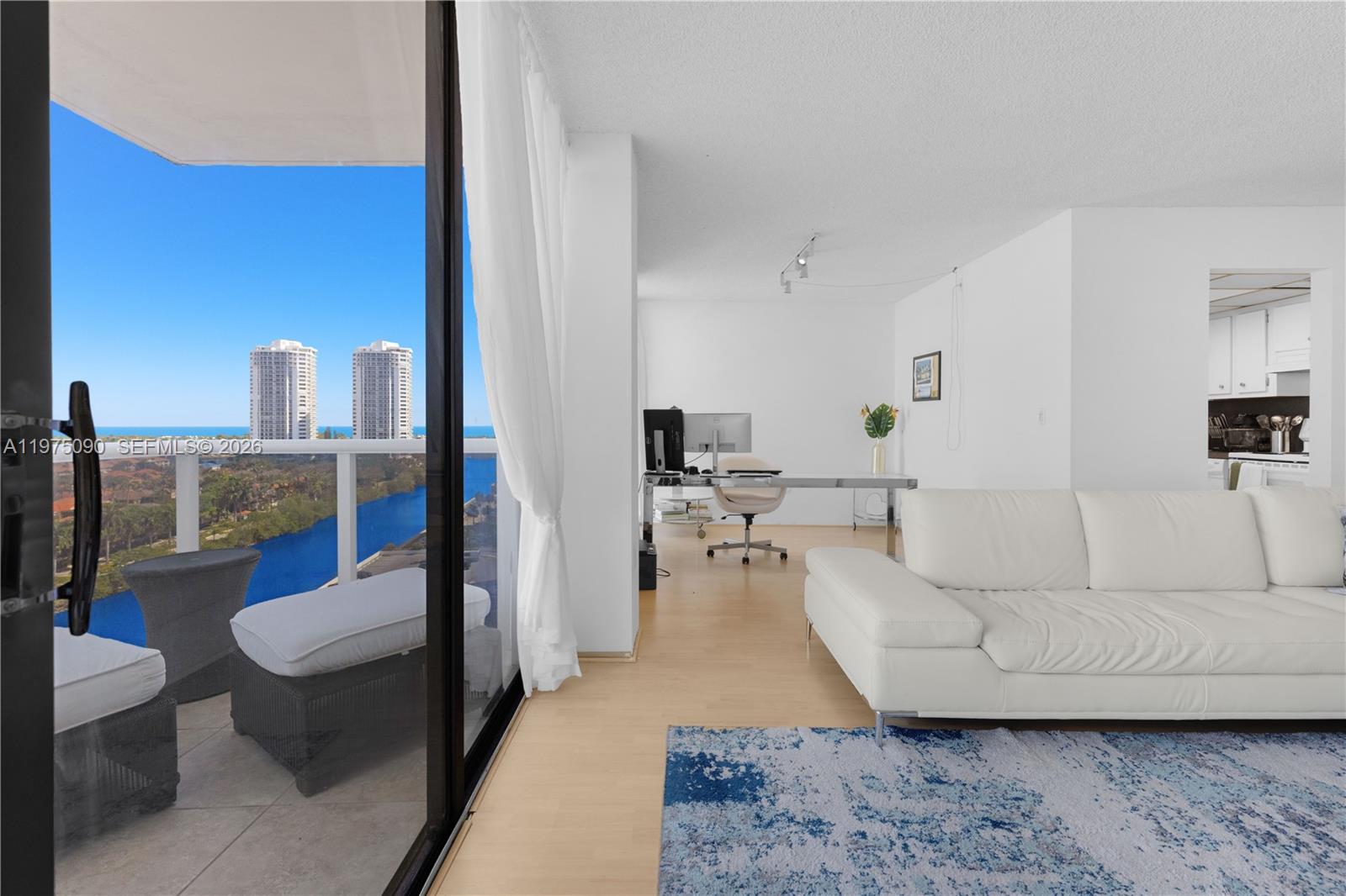 AVENTURA ELDORADO CONDO - Residential