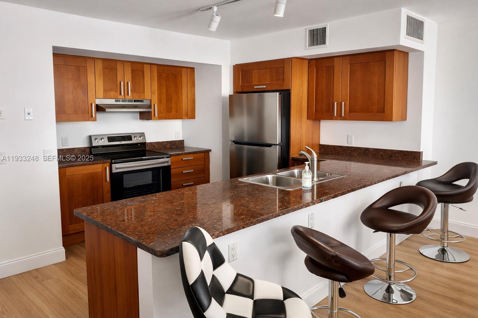 SPIAGGIA OCEAN CONDO - Residential