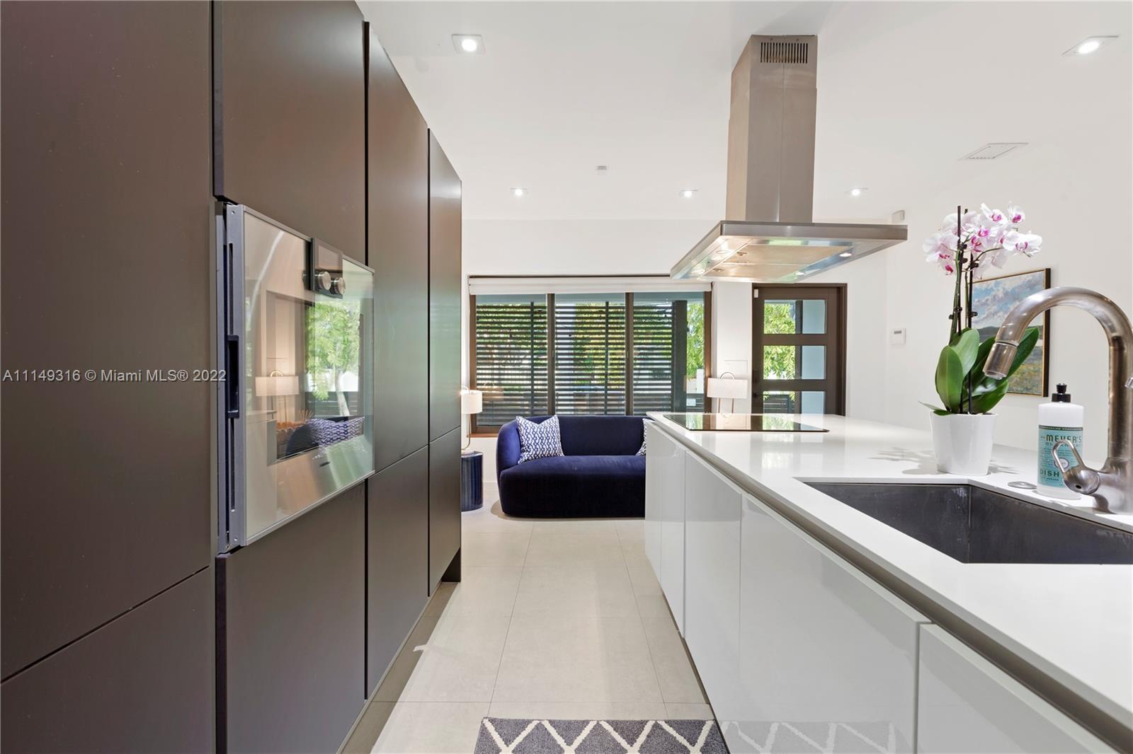 DI LIDO ISLAND - Residential Lease