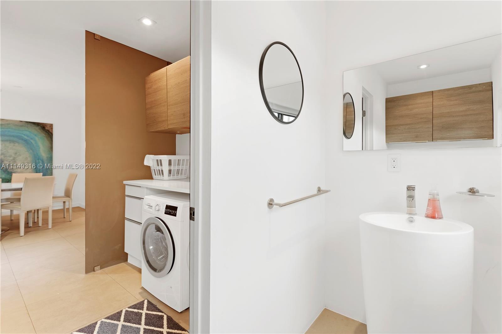 DI LIDO ISLAND - Residential Lease