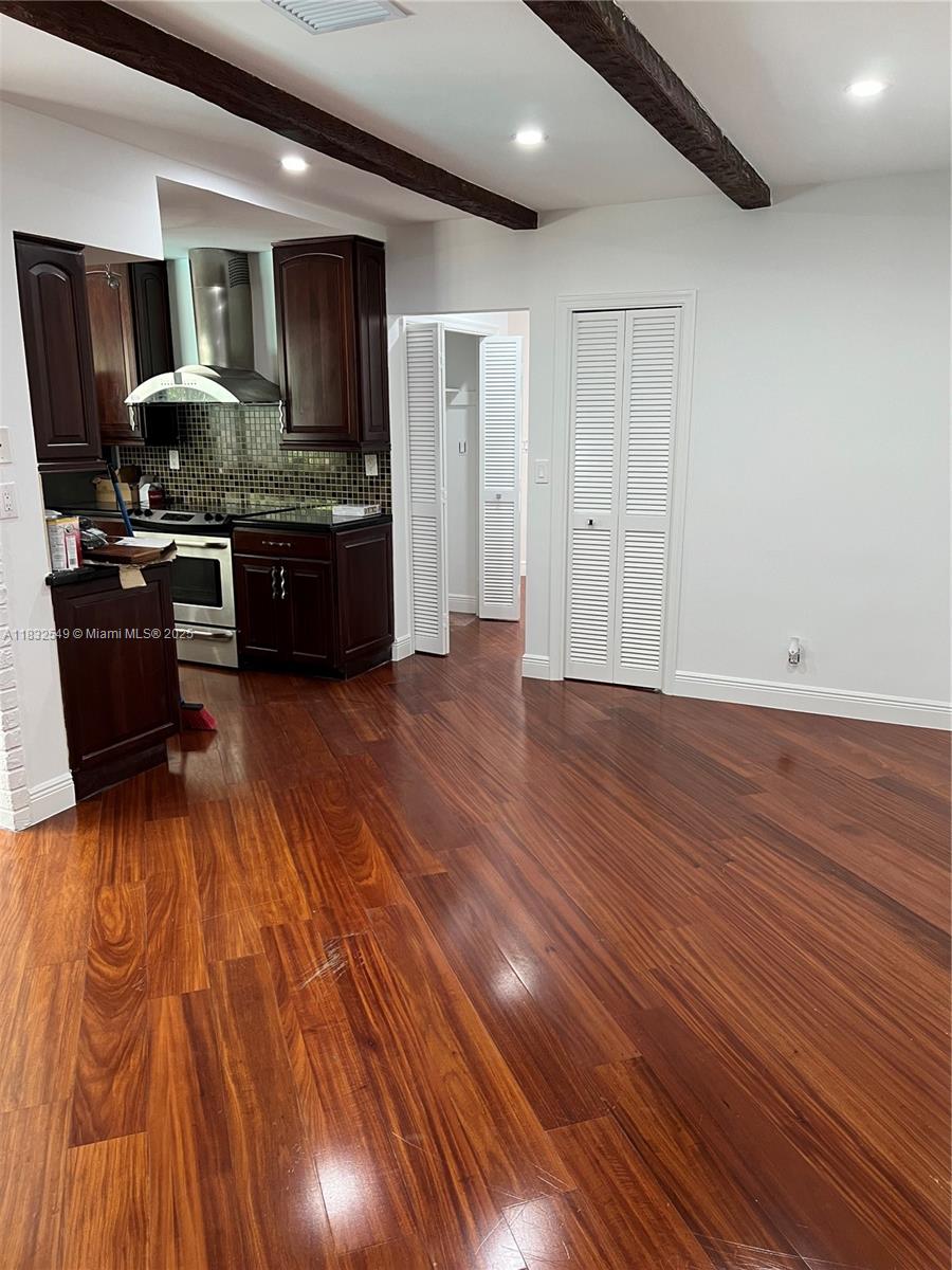 1250 SW 15th Ave 1250