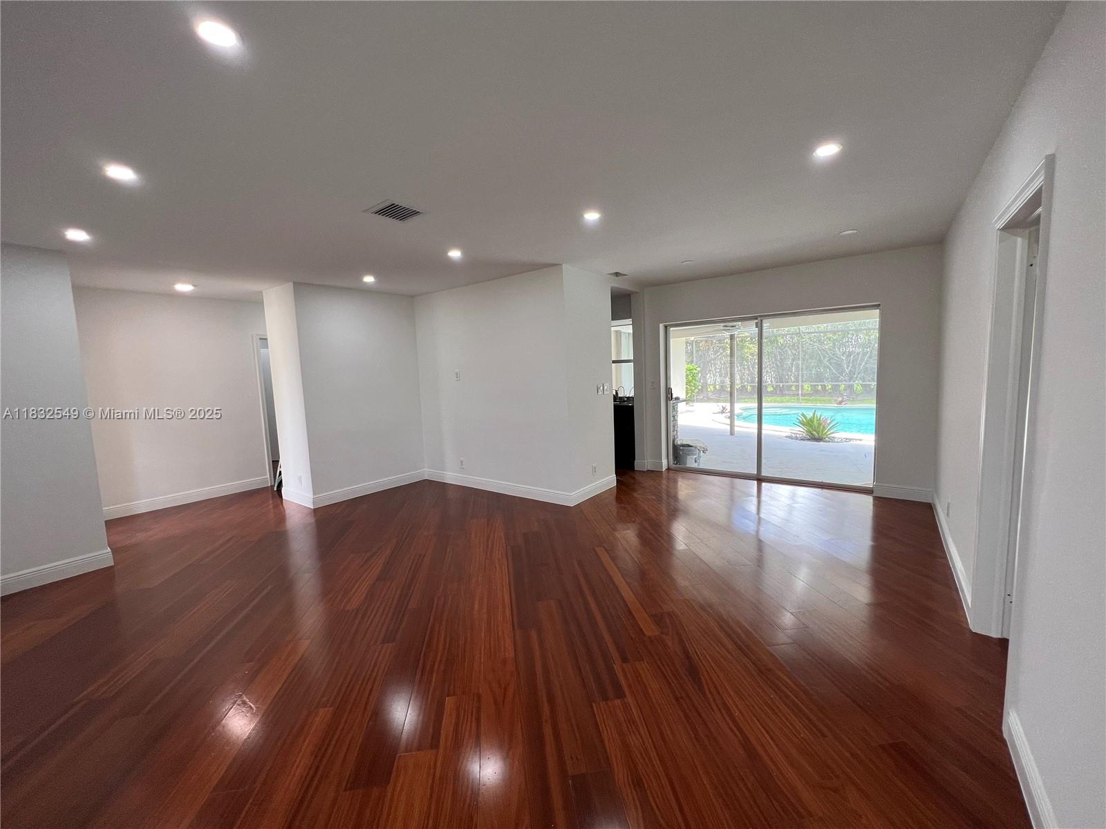 1250 SW 15th Ave 1250