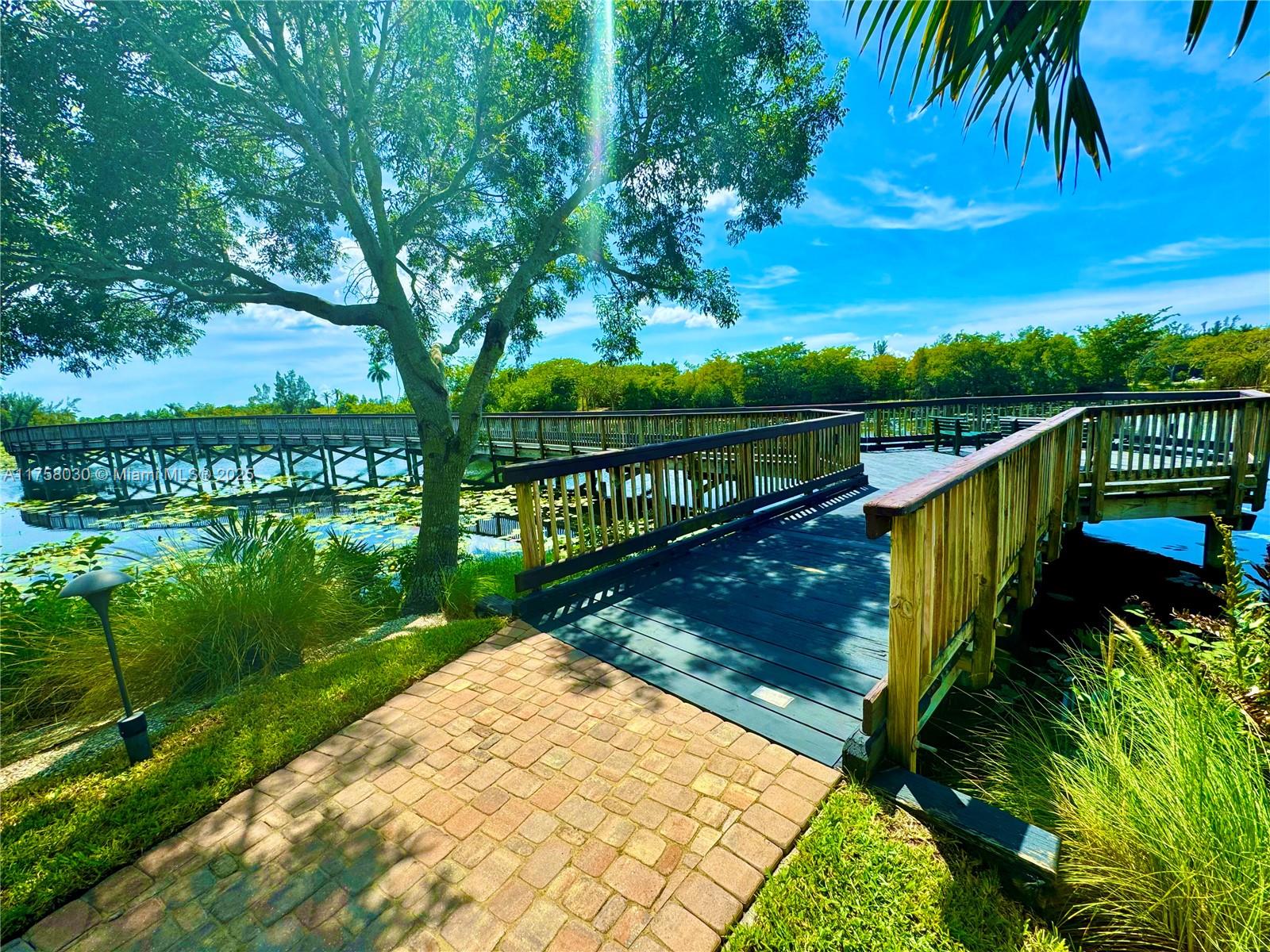 Riva Del Lago - Residential