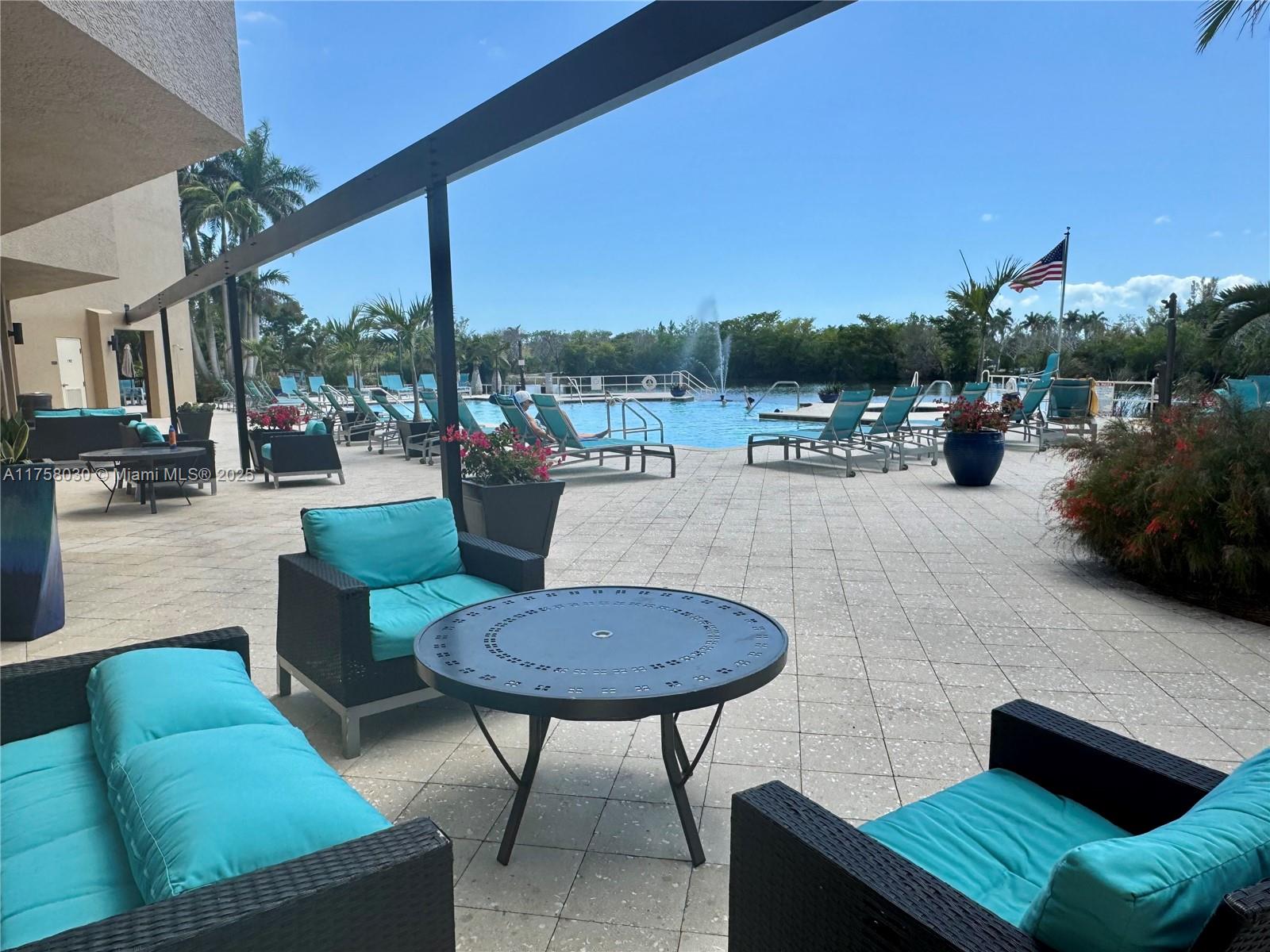 Riva Del Lago - Residential