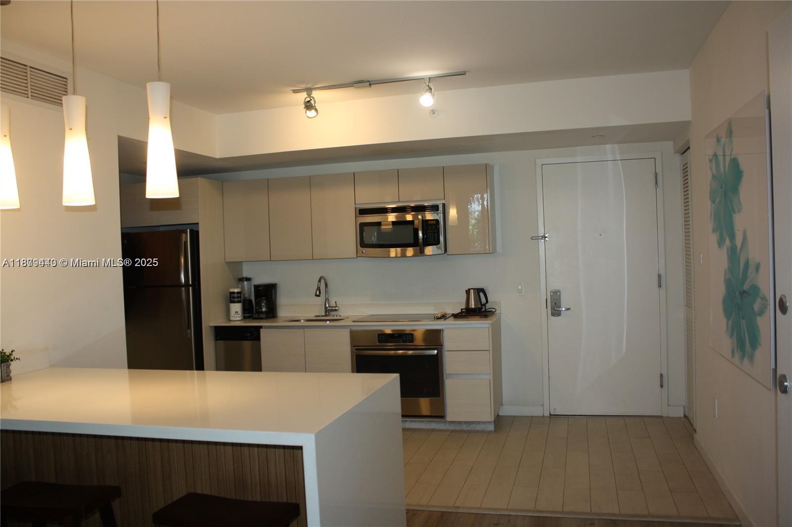 BEACHWALK CONDOMINIUM - Residential Lease