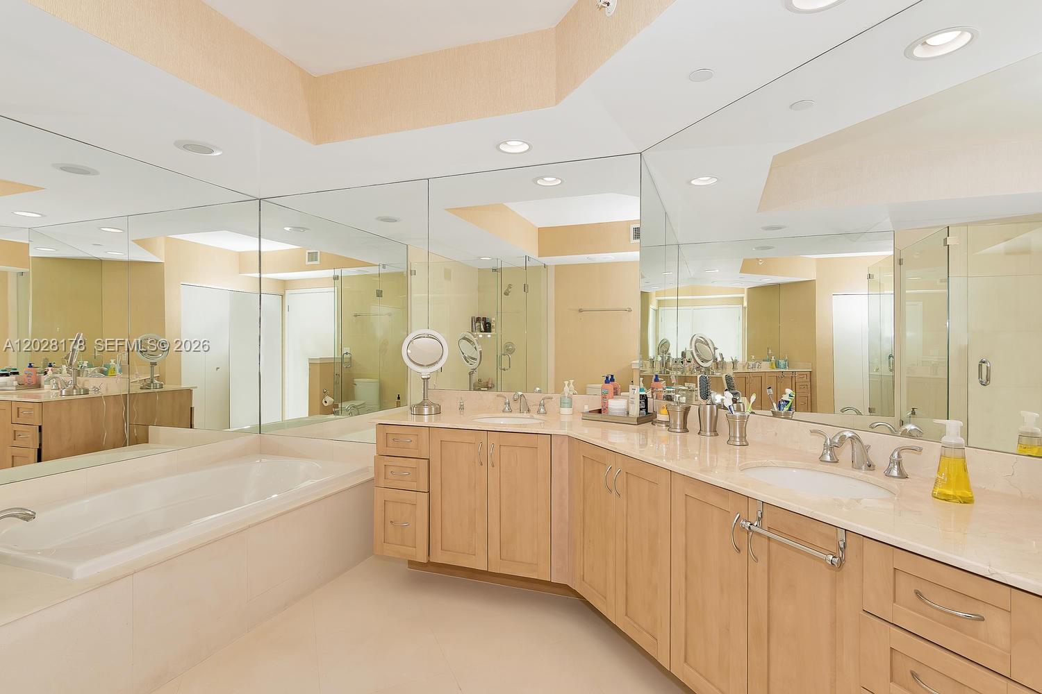 SAPPHIRE FORT LAUDERDALE - Residential