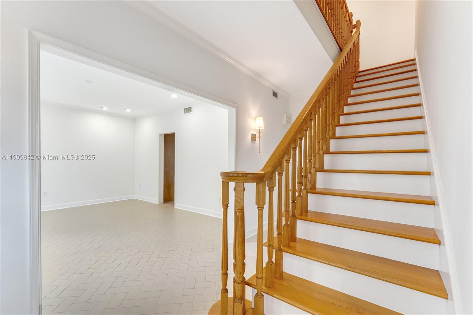 MAR STREET SUB - Residential Lease