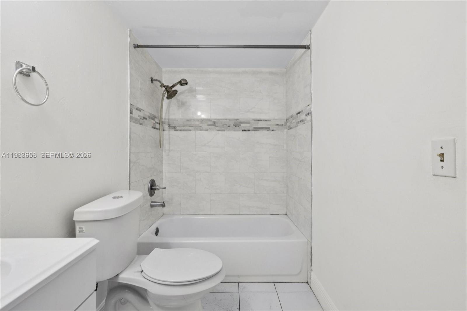 MAGNOLIA LANE CONDO - Residential