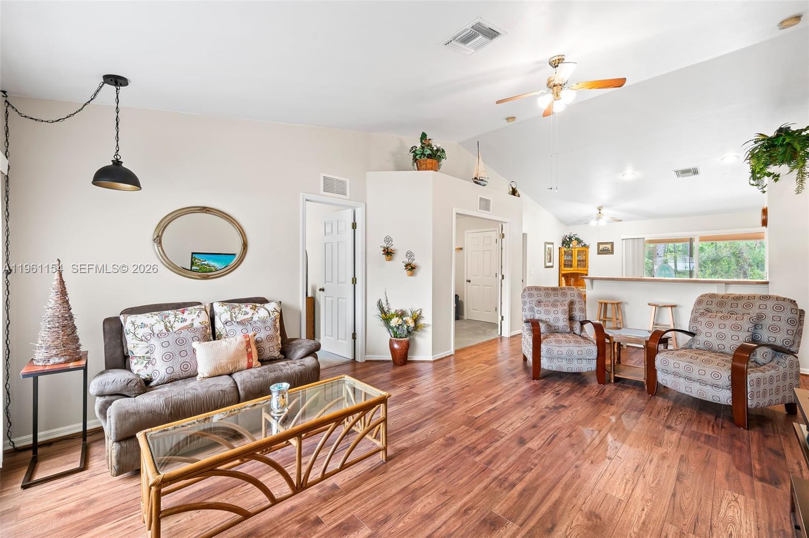 MIRROR LAKES - Residential