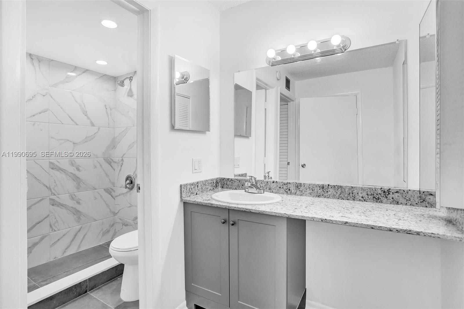 WOOD HUE III CONDO - Residential