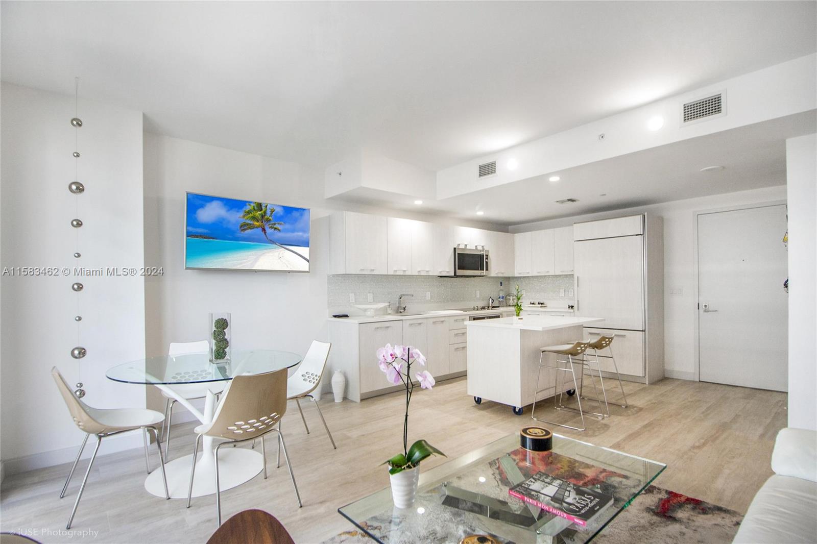 BRICKELL HEIGHTS WEST CON - Residential Lease
