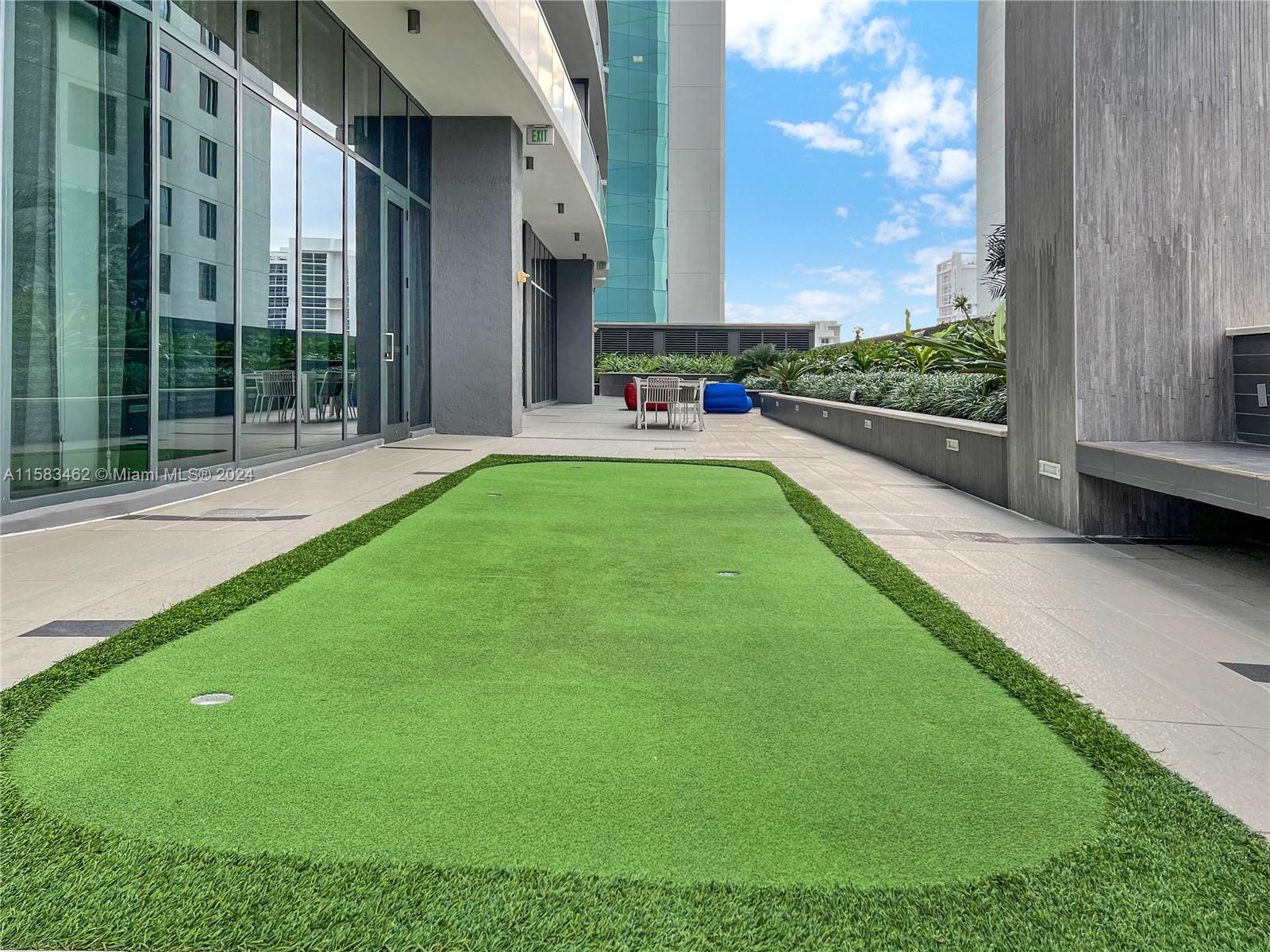 BRICKELL HEIGHTS WEST CON - Residential Lease