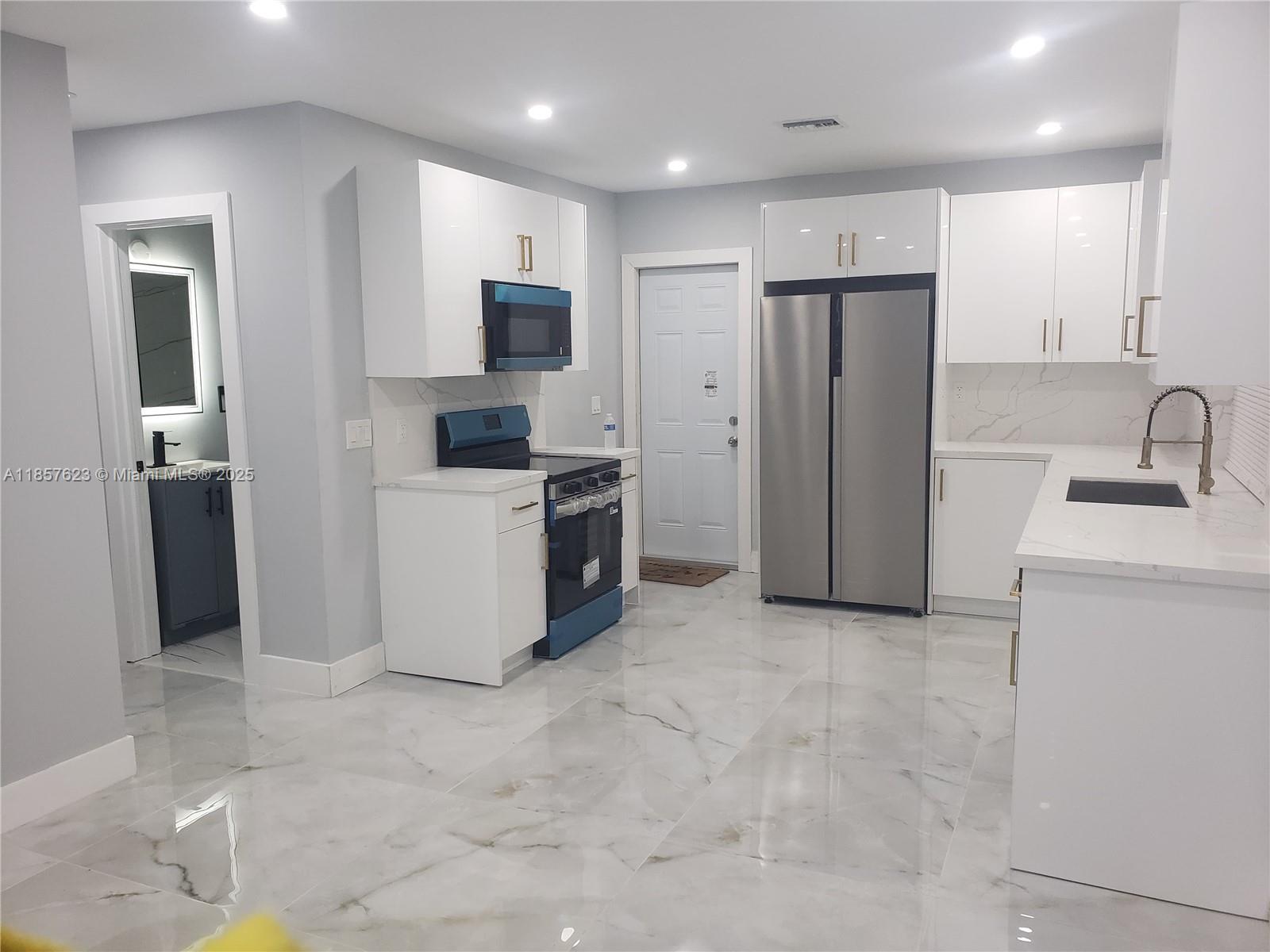 FULFORD HIGHLANDS SECOND - Residential