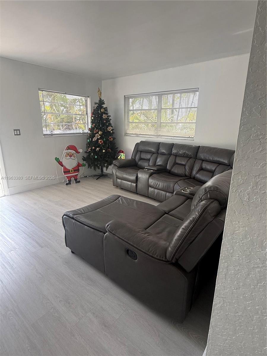 SARATOGA HEIGHTS - Residential