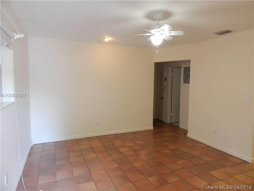 Jackson Peacocks - Residential Lease