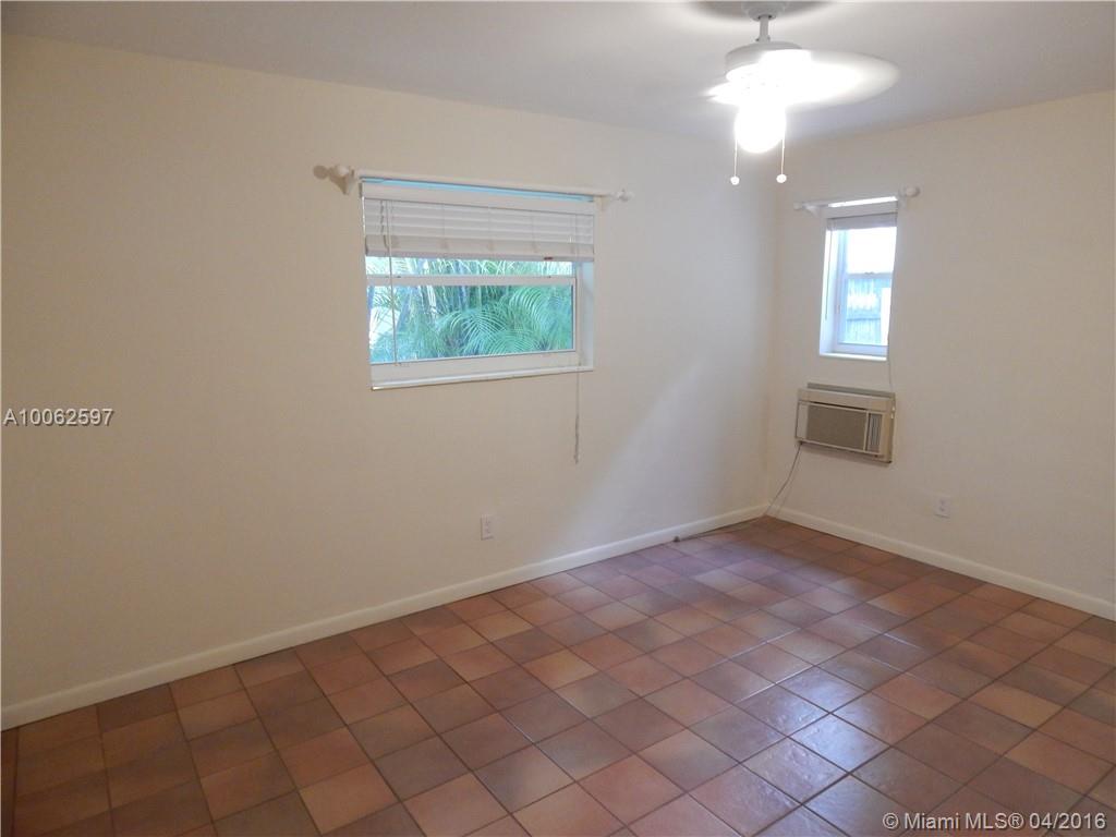 Jackson Peacocks - Residential Lease