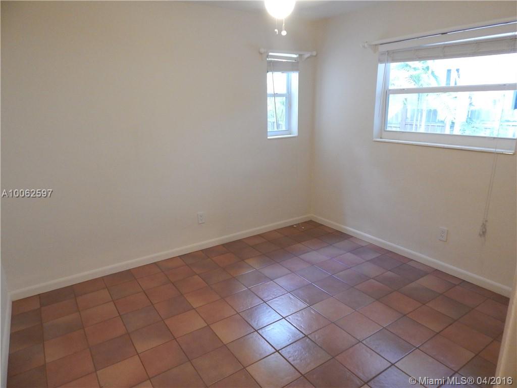 Jackson Peacocks - Residential Lease