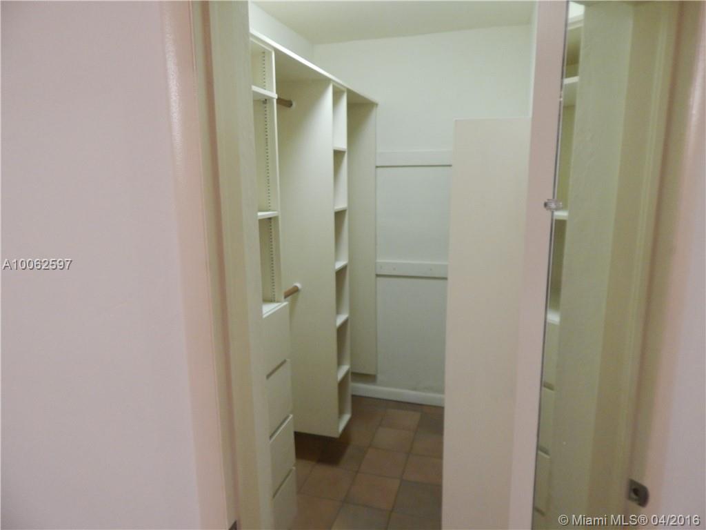 Jackson Peacocks - Residential Lease