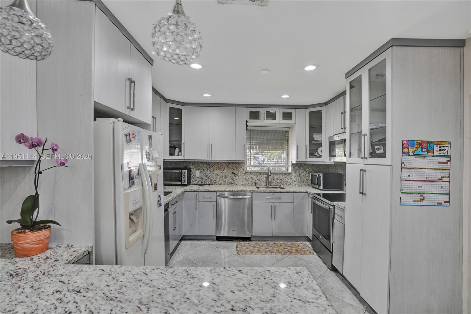 1ST ADDN TO PANULETA GARD - Residential