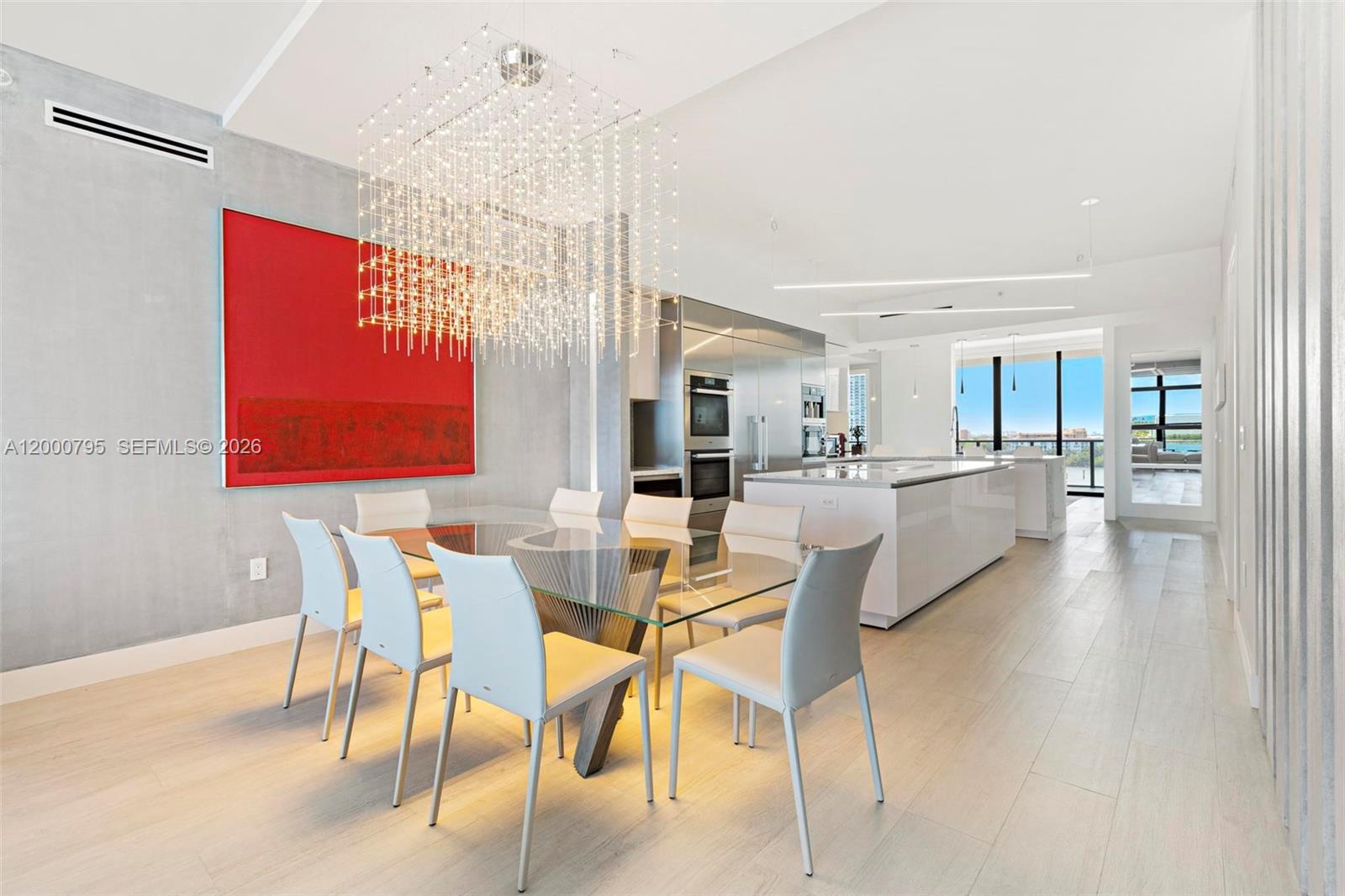 PRIVE CONDO - Residential