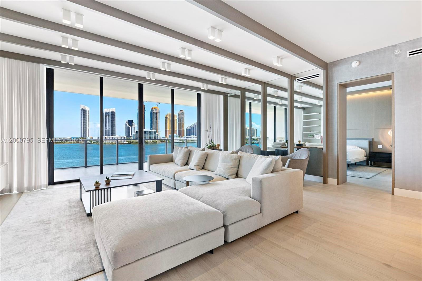 PRIVE CONDO - Residential