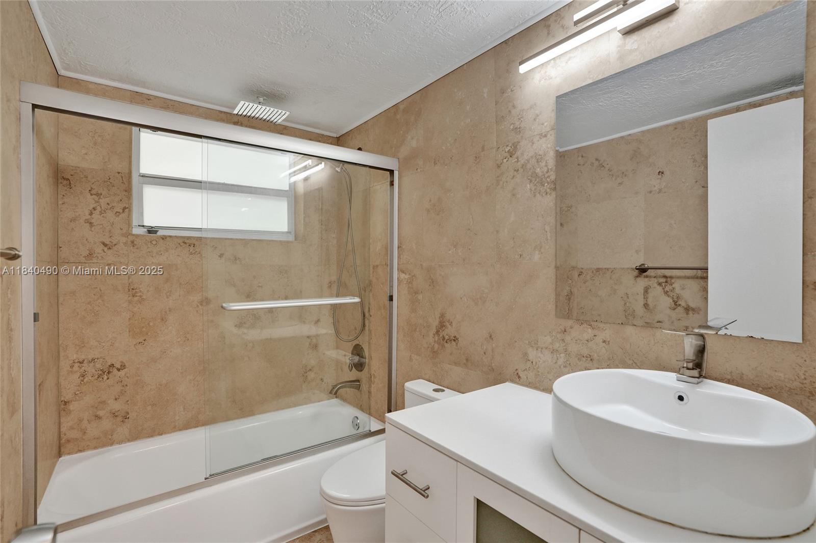 FLAMINGO PARKVIEW CONDO - Residential