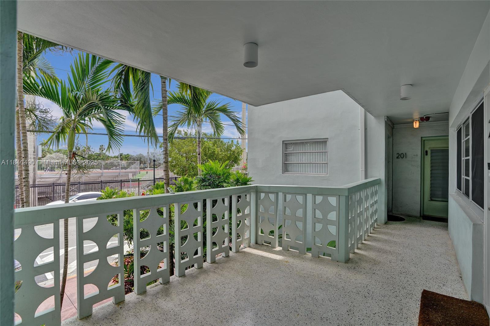 FLAMINGO PARKVIEW CONDO - Residential