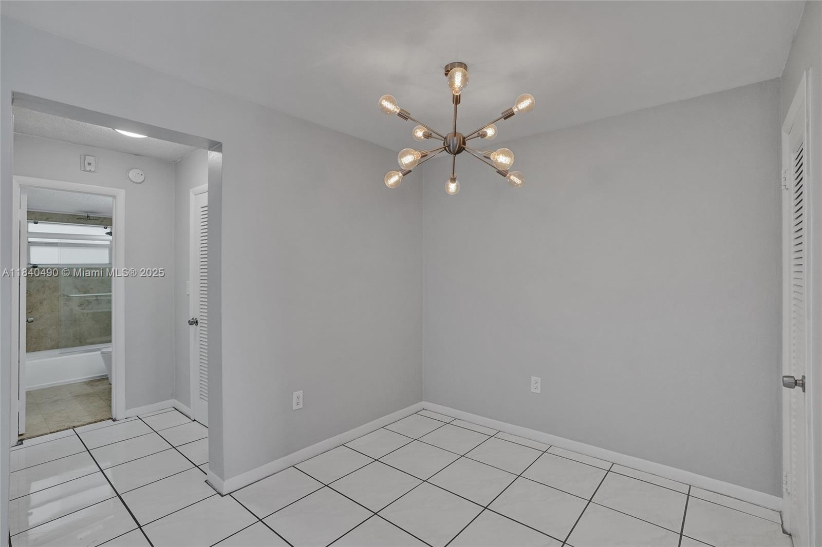 FLAMINGO PARKVIEW CONDO - Residential